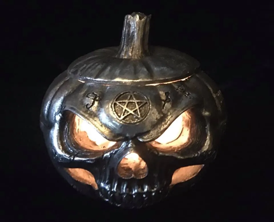JACK O' LANTERN SKULL POT