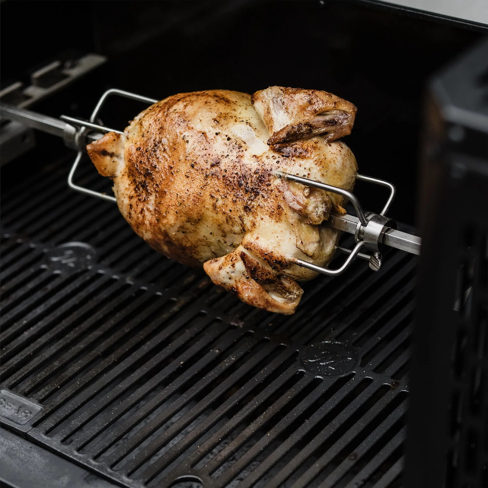 Masterbuilt Gravity Series 600 Digital Charcoal BBQ   Smoker