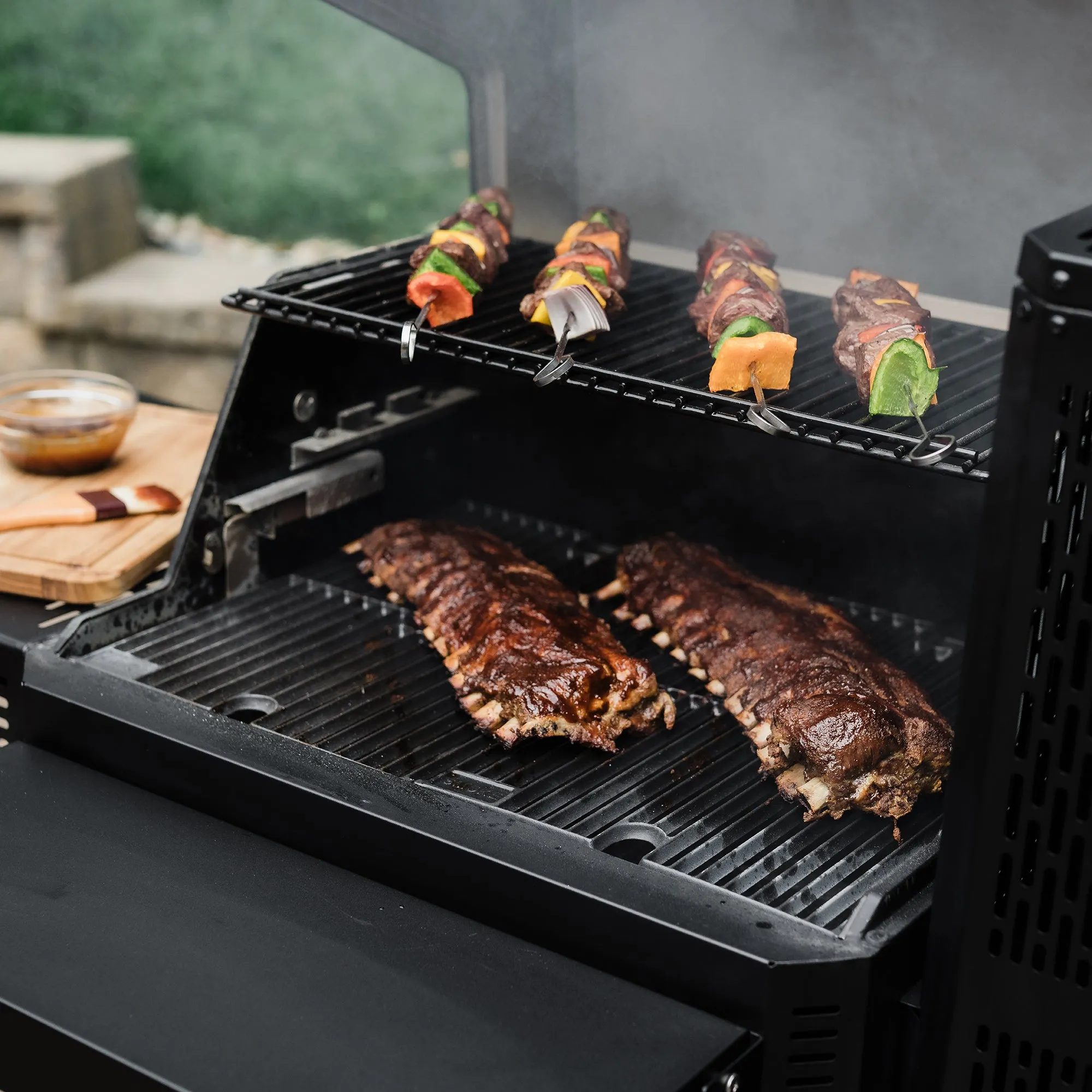 Masterbuilt Gravity Series 600 Digital Charcoal BBQ   Smoker